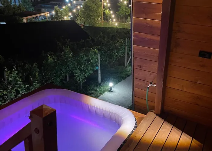 빌라 Azalea 1, Cozy Wooden